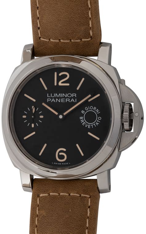 panerai luminor 590.